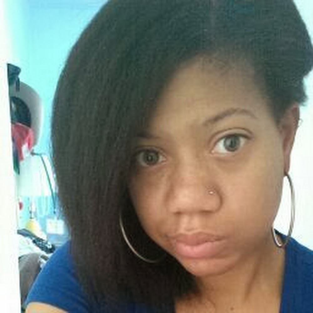 Meet your Posher, Brittney